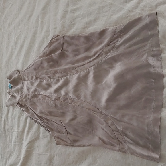 Women's Marciano Sleeveless Silk Top - Picture 2 of 8